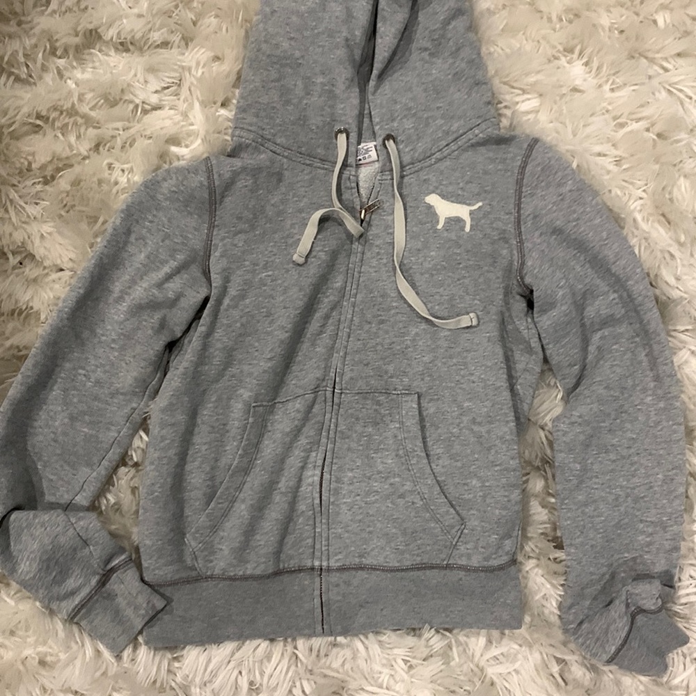 Gray VS sweatshirt